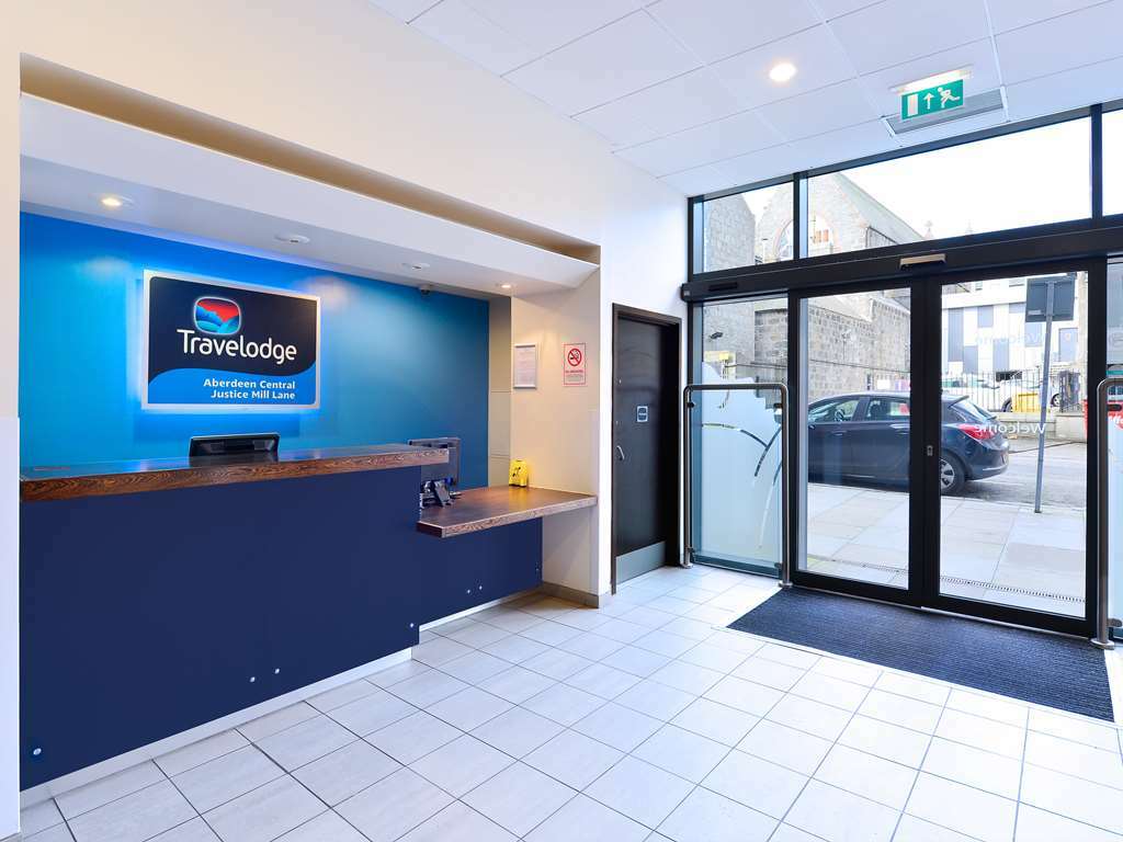 Travelodge Aberdeen Central Justice Mill Interior foto